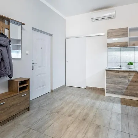 And Homey With Good Transport Link Apartament Budapesta