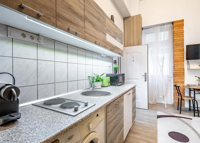 And Homey With Good Transport Link Appartement *