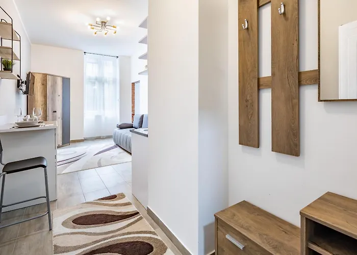 And Homey With Good Transport Link Apartment Budapest